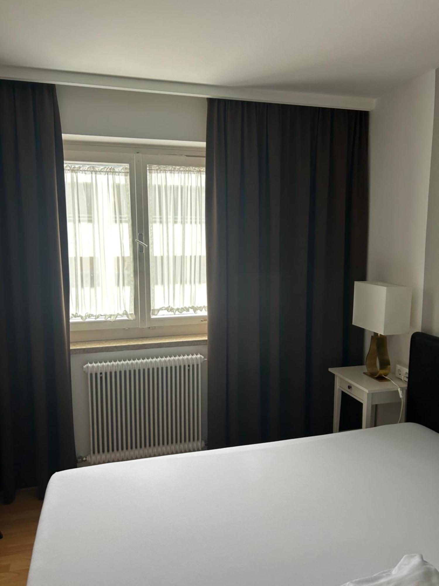 Hotel Berg Seekirchen am Wallersee Exterior photo